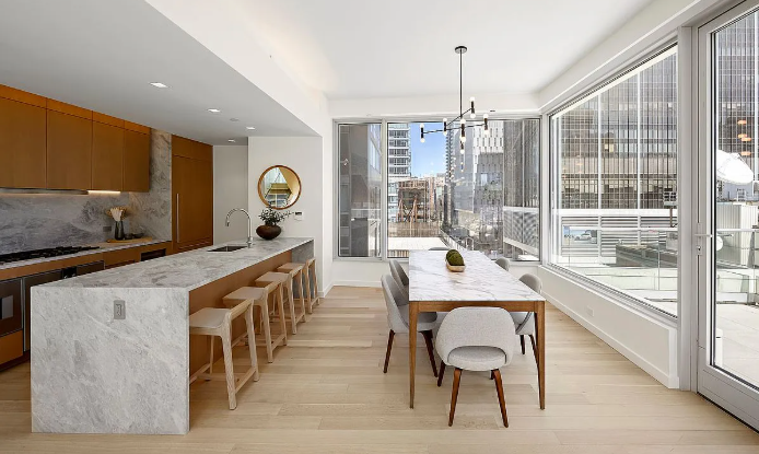 611 W 56th St #9A, New York, NY 10019