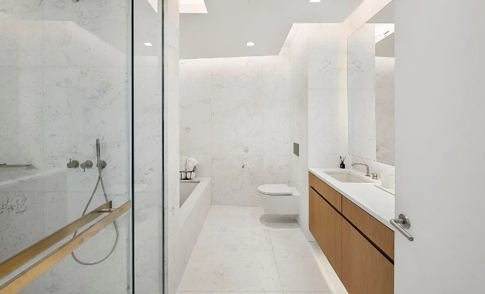 611 W 56th St #9A, New York, NY 10019