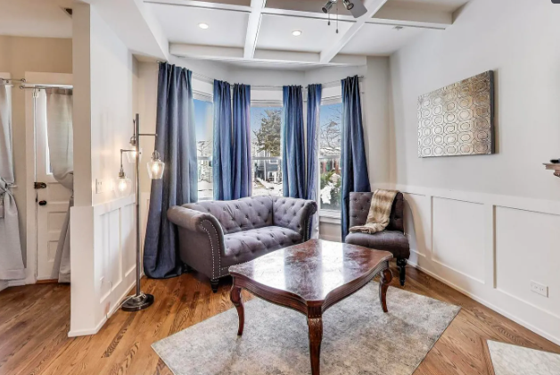 4633 W Grace St, Chicago, IL 60641