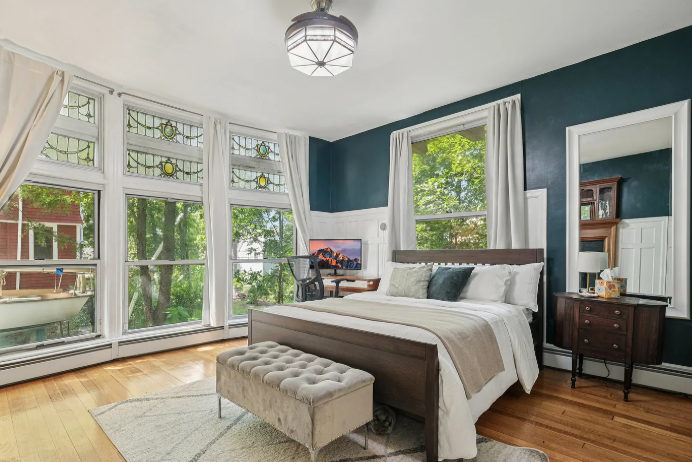 164 Ruthven St APT 1, Boston, MA 02121